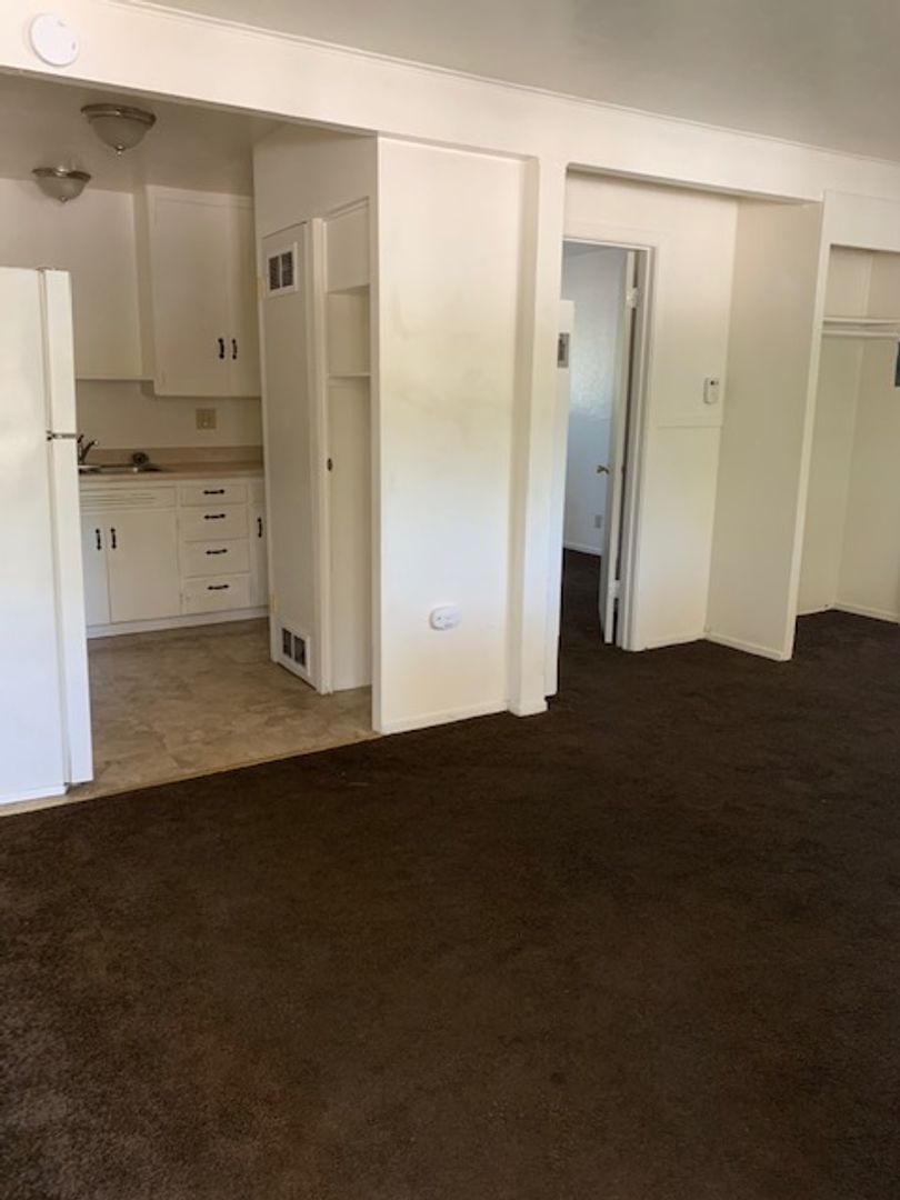 South Lake Tahoe Apartment: 1105 Aspenwald Rd