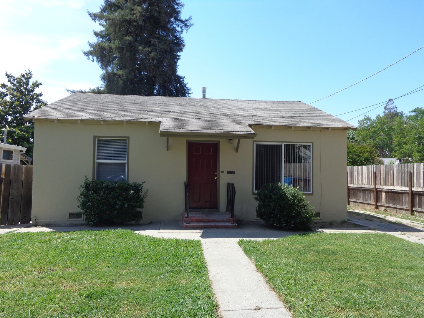 Yuba City House: 442 Page Ave
