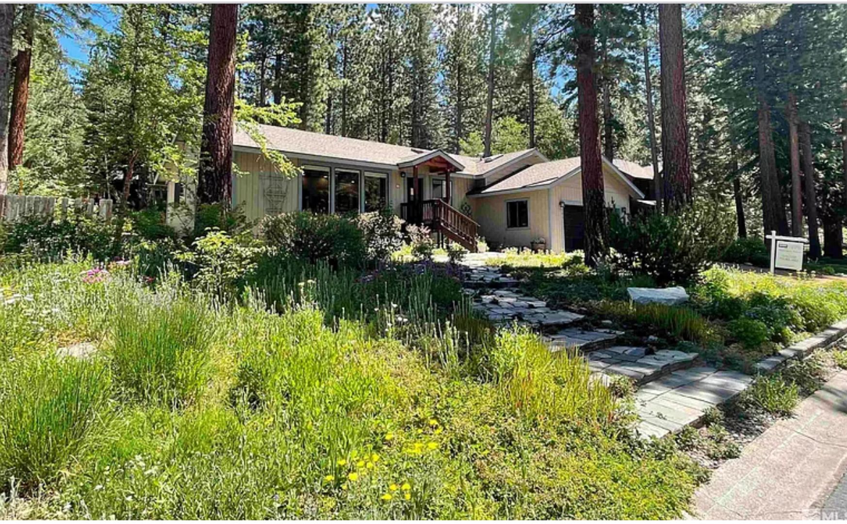 Stateline House: 368 Terrace View Dr