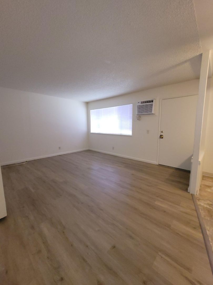 Yuba City Apartment: 1165 B Street
