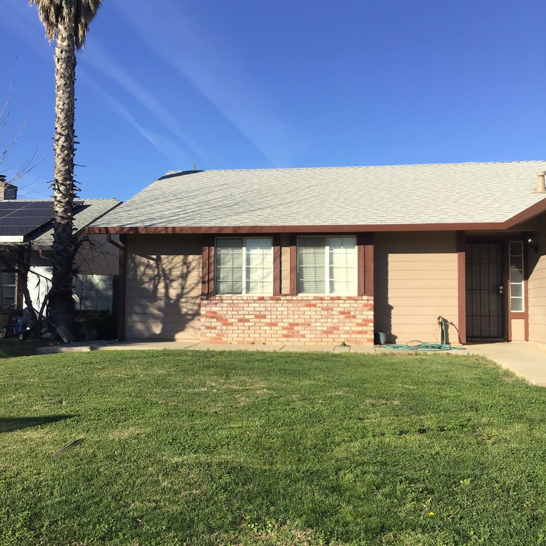 Live Oak House: 2673 Cherry Street