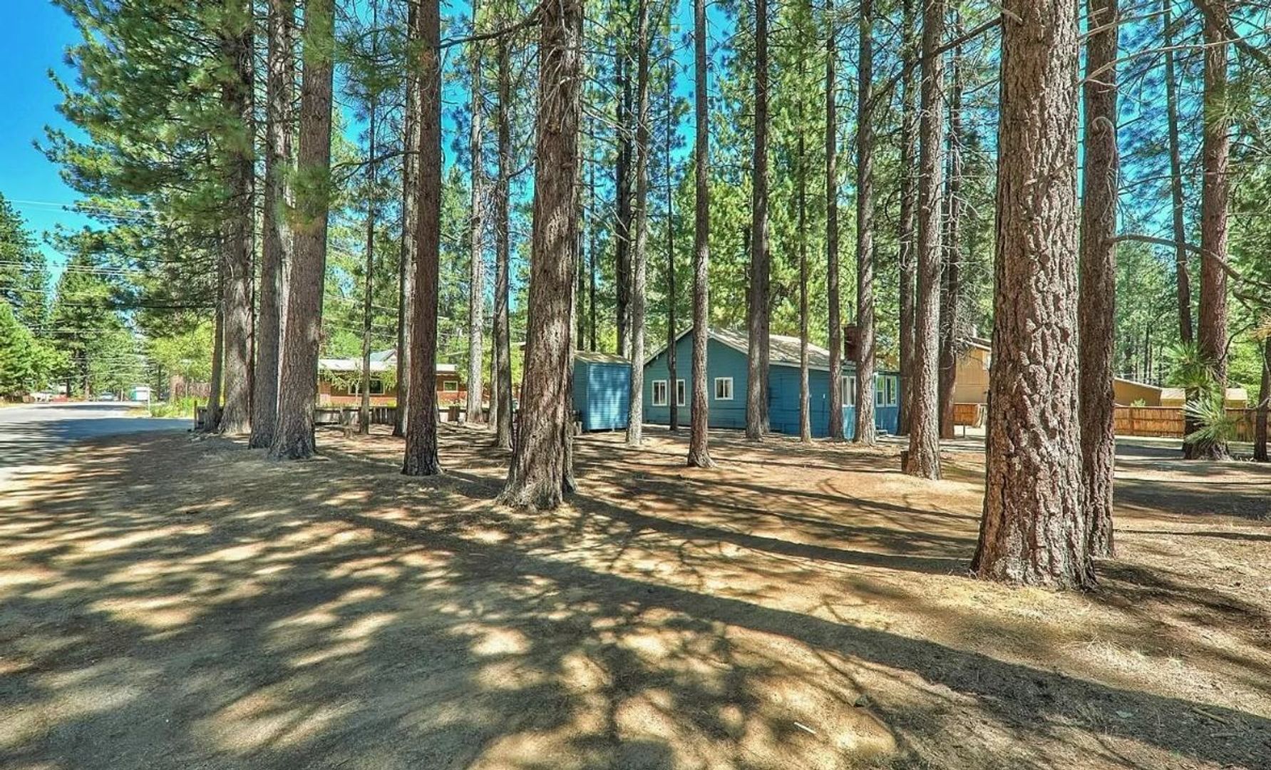 South Lake Tahoe House: 2600 Alma Ave