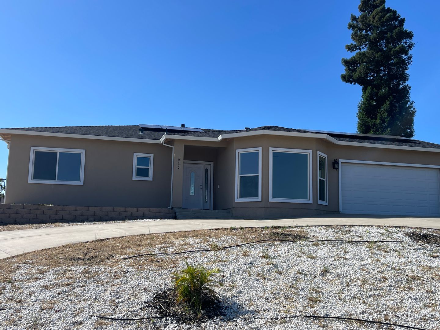 Paradise House: 620 Circlewood Drive