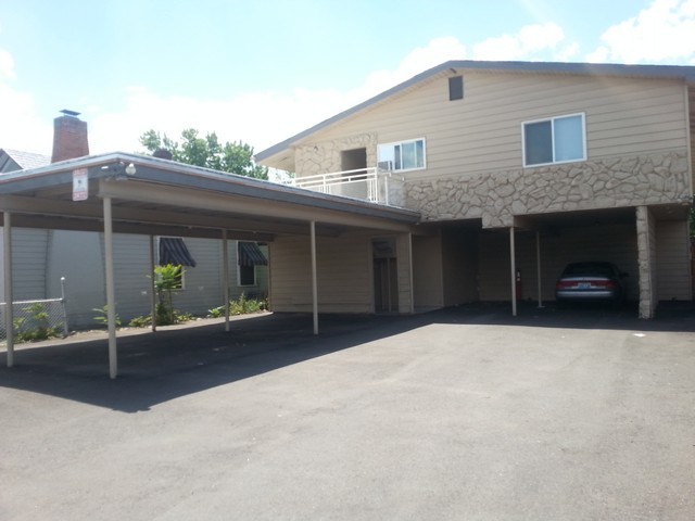Reno Apartment: 135 Keystone Ave