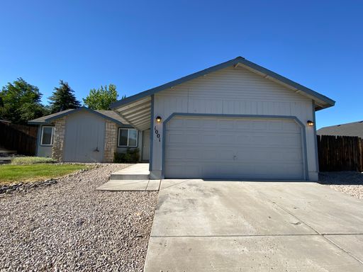 3/2/2 Home in Sunridge! – photo 1