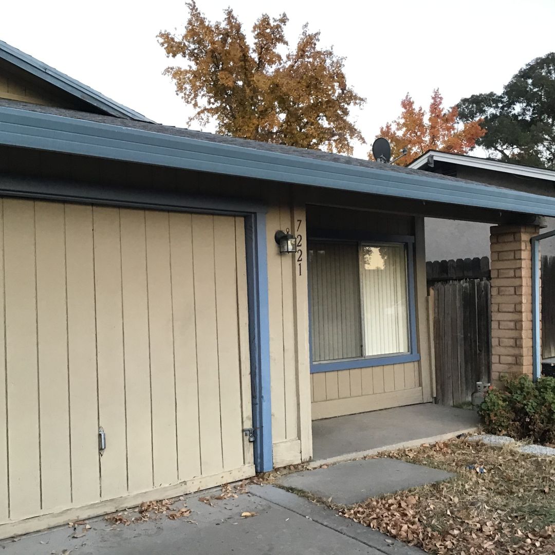 Citrus Heights Apartment: 7219/7221 Castilian Ct.