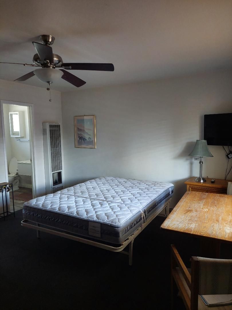 South Lake Tahoe Apartment: 2187 Lake Tahoe Blvd