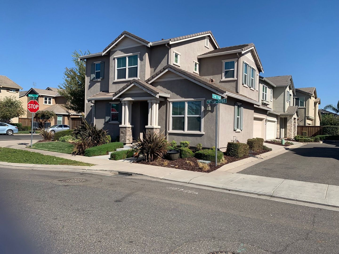 Riverbank House: 5768 Cornerstone Dr