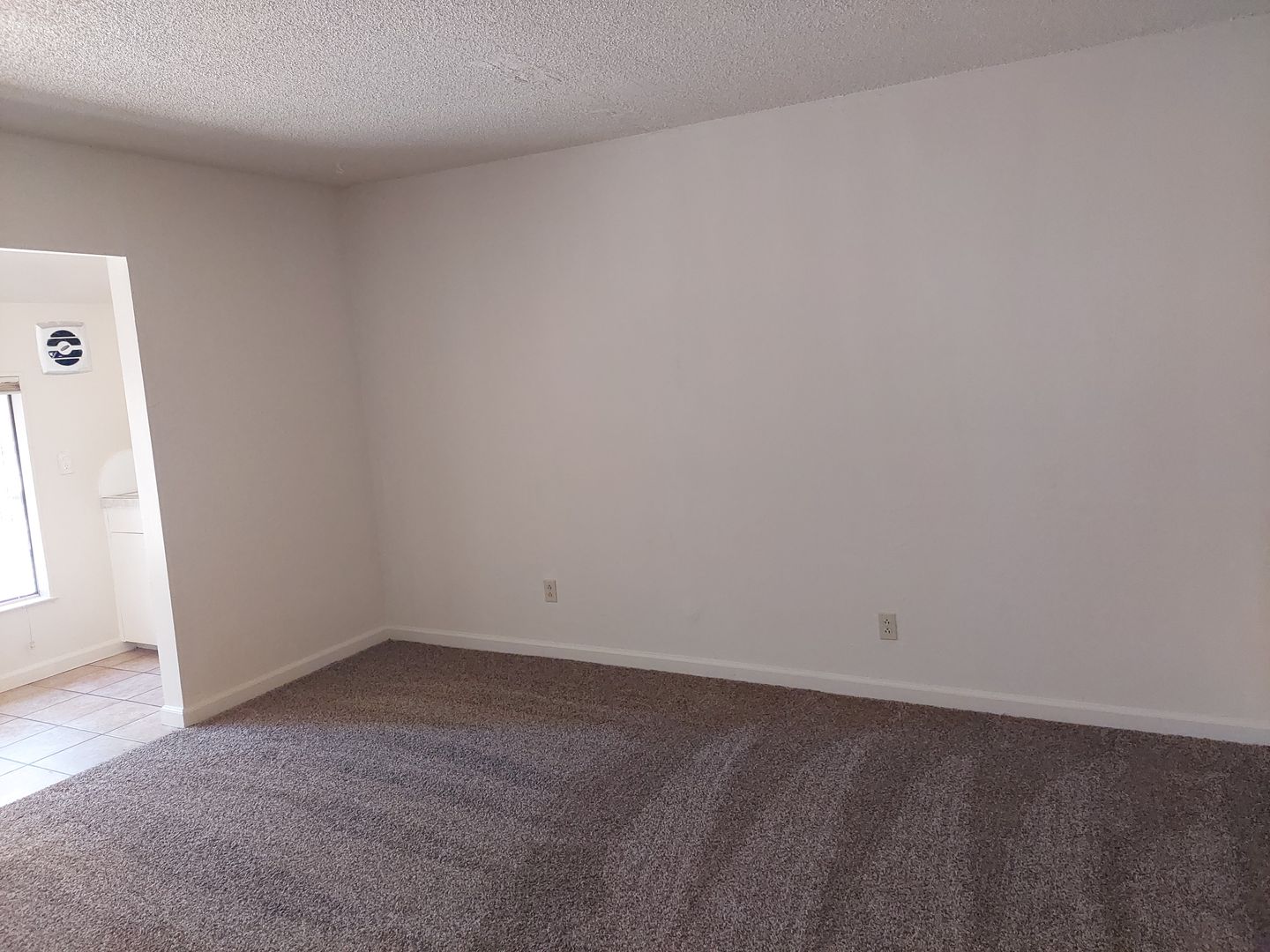 South Lake Tahoe Apartment: 1040 Martin Ave