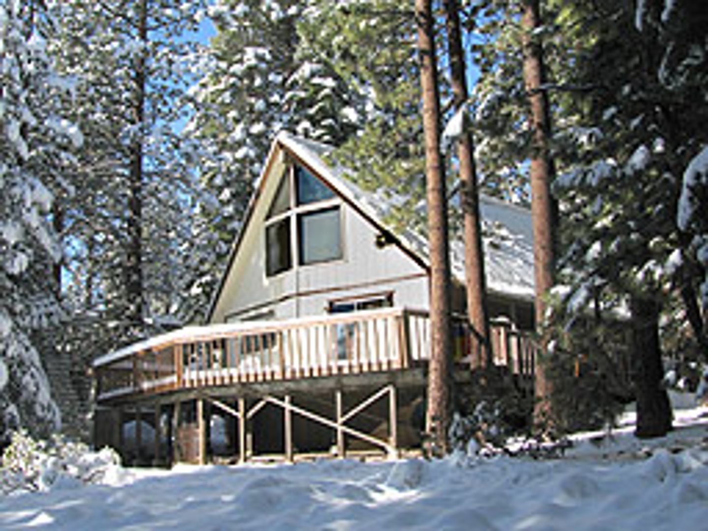 South Lake Tahoe House: 1587 Crystal Air Dr.