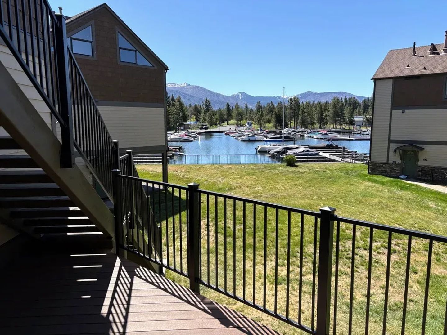 South Lake Tahoe House: 497 Tahoe Keys Blvd #38