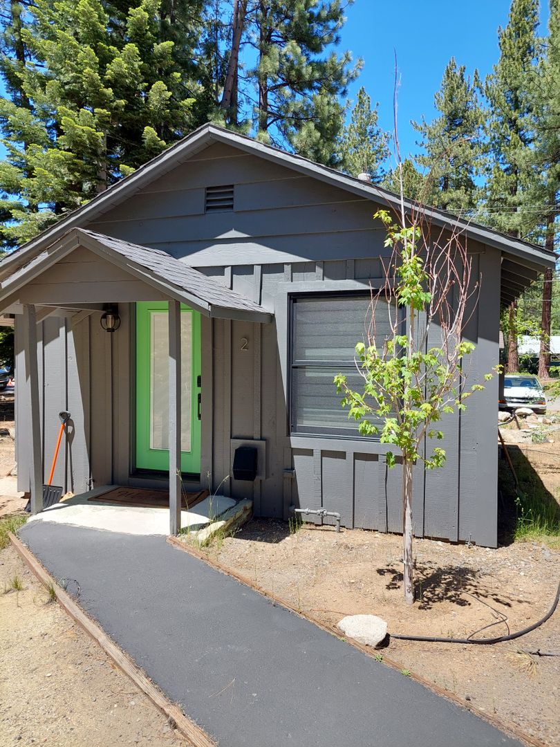 South Lake Tahoe Apartment: 661 Emerald Bay Rd