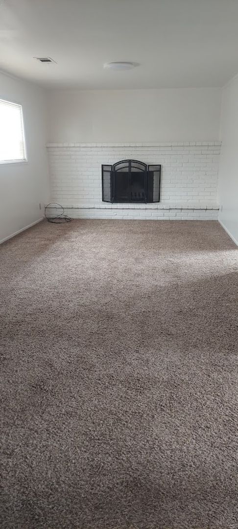 Atwater House: 2383 Shaffer Rd