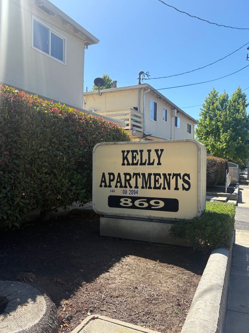 Yuba City Apartment: 869 Clark Ave