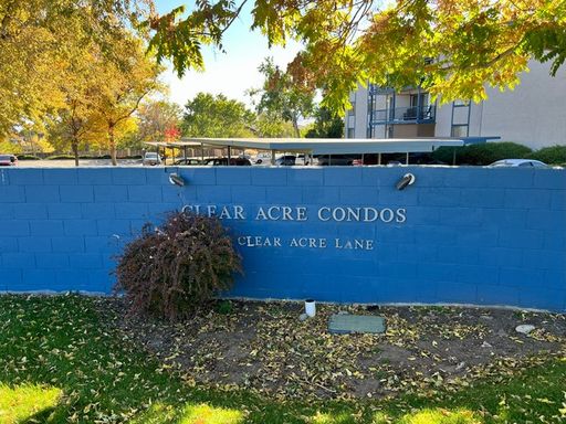 Conveniently located Refreshed Two Bedroom Condo – photo 1