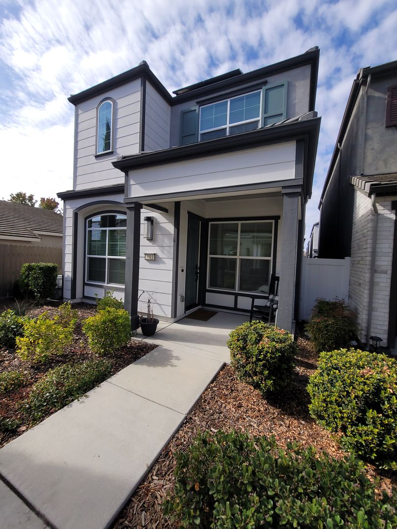 West Sacramento House: 3311 Chickadee Ct