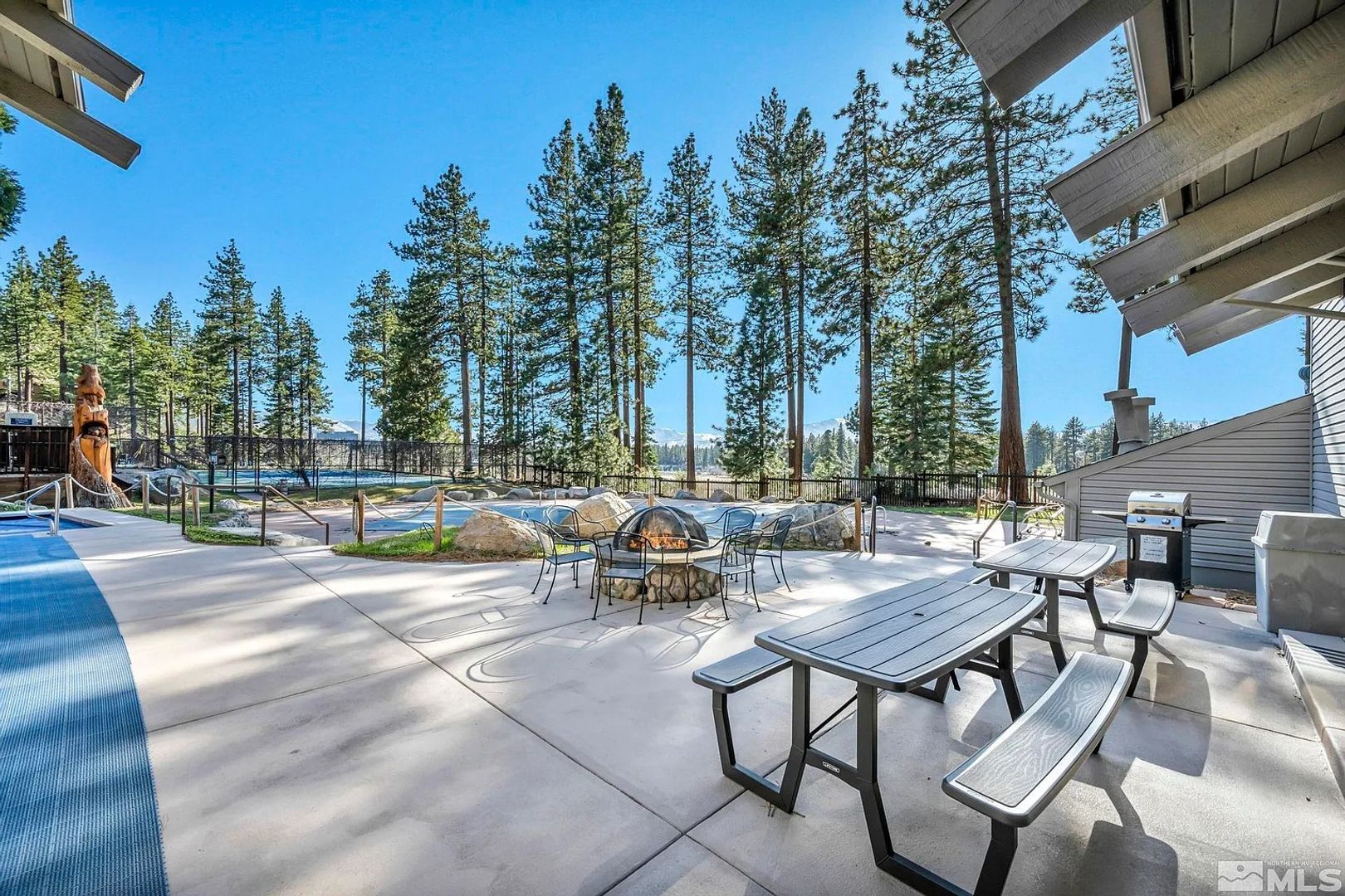 Stateline House: 58 Burke Creek Ct