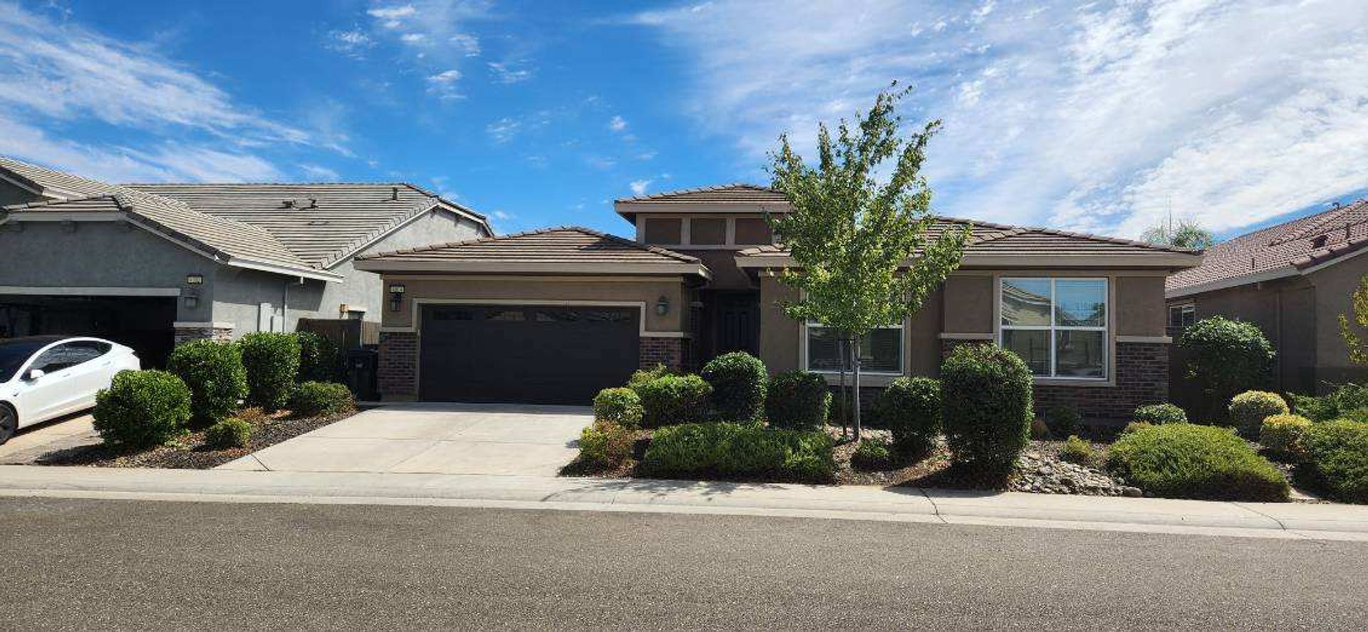 Roseville House: 4024 Jerome Way