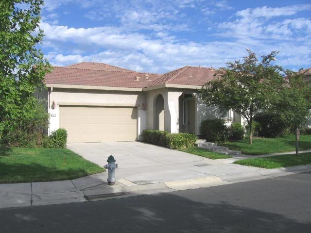 Sacramento House: 5319 Dunlay Drive