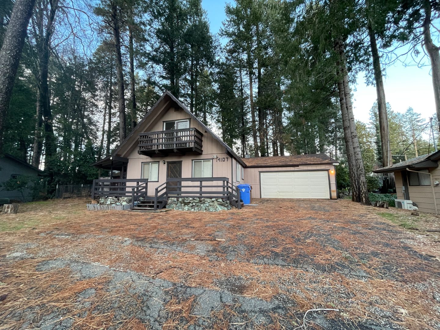 Magalia House: 14107 Norwich Circle