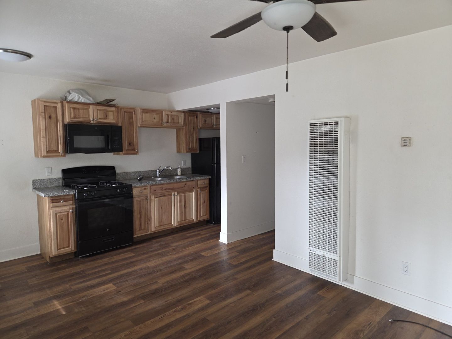 South Lake Tahoe Apartment: 969 Brockway Ave