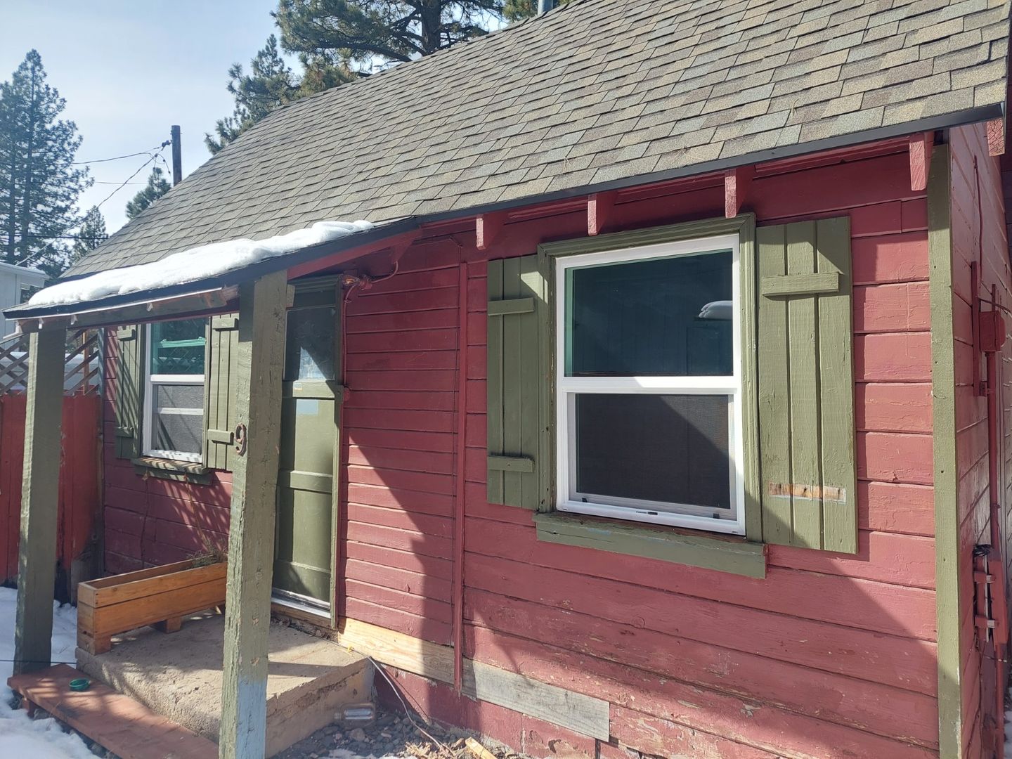 South Lake Tahoe Apartment: 2033 C St