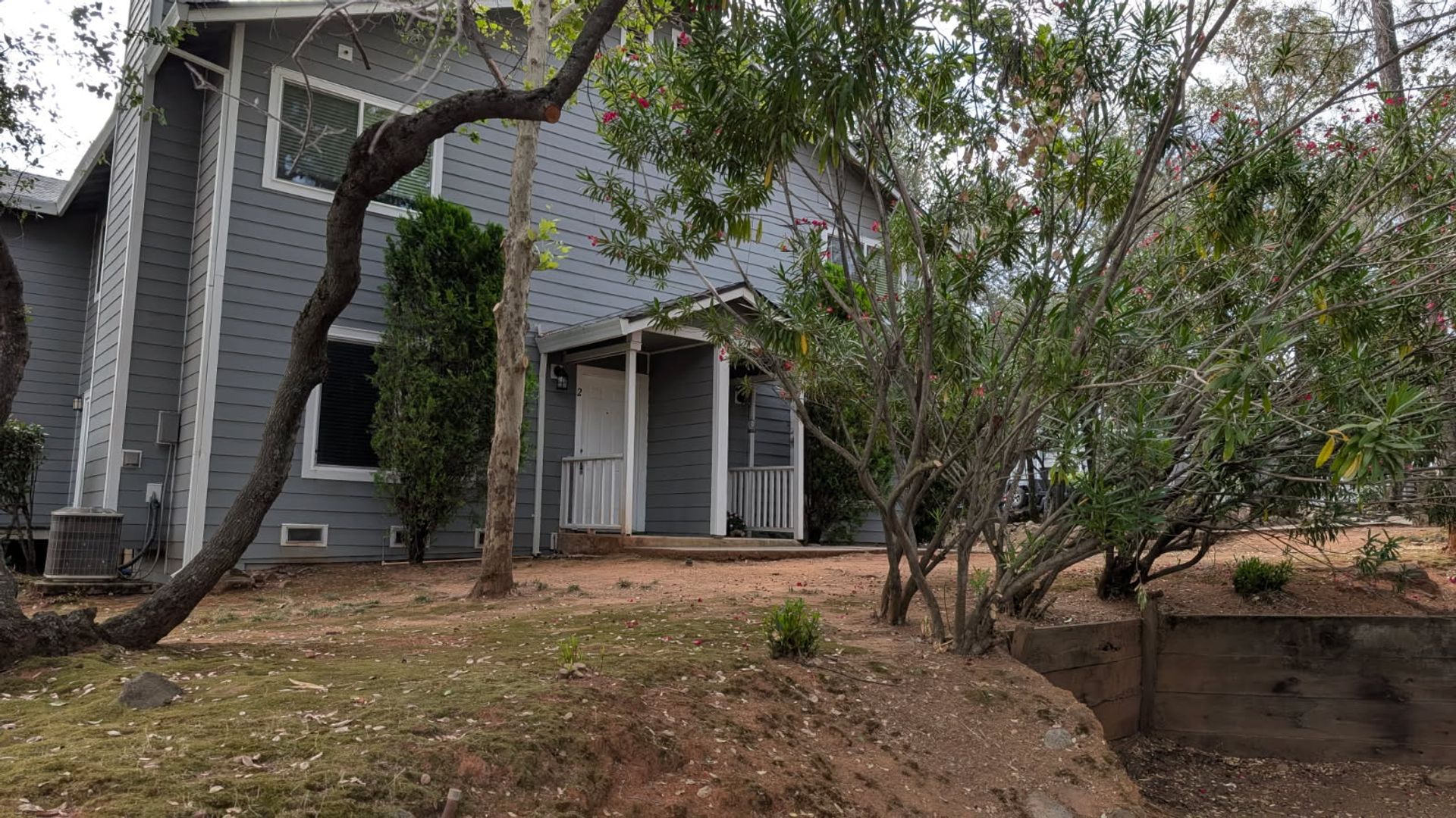 Cameron Park Apartment: 2641 La Crescenta Dr.