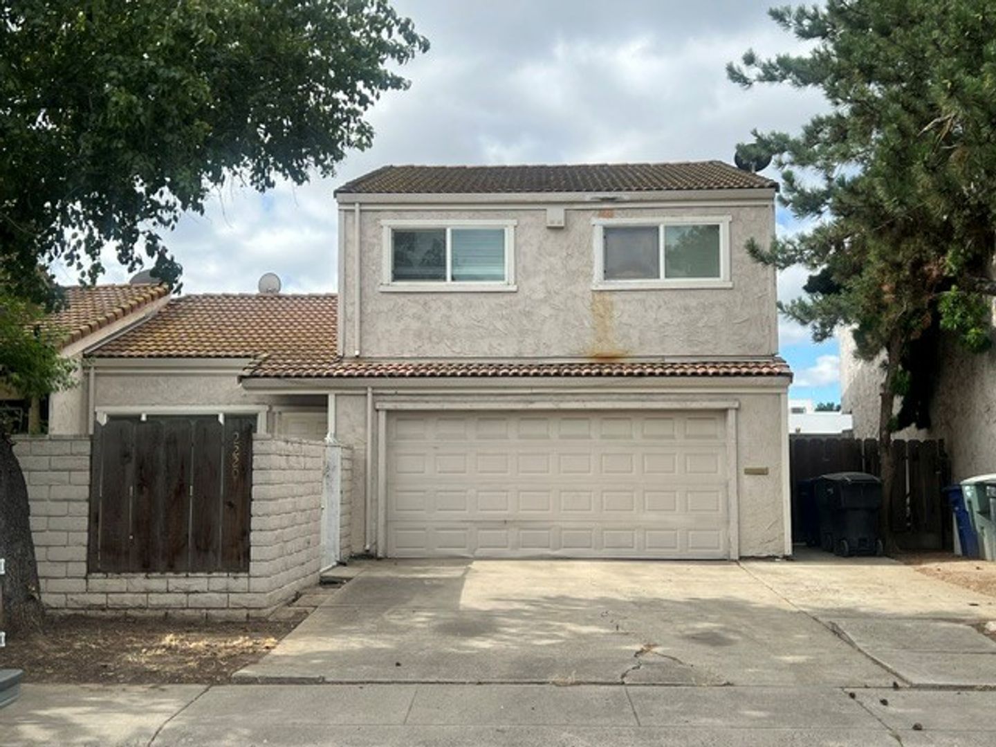 Modesto House: 2220 Jason Way