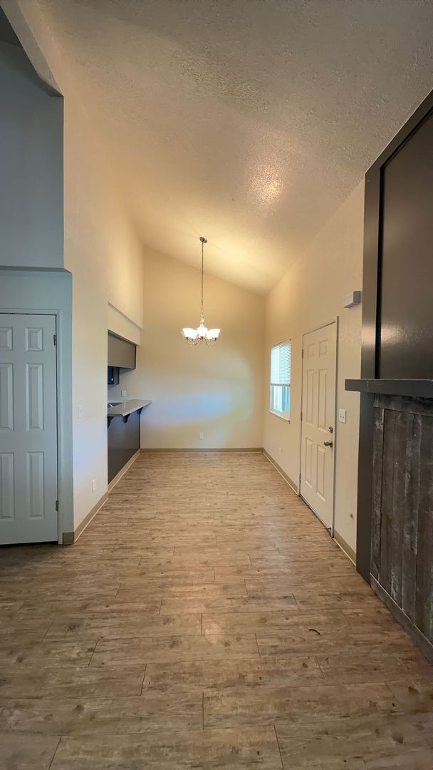 Merced Apartment: 2346 Pinedale Ave. #2