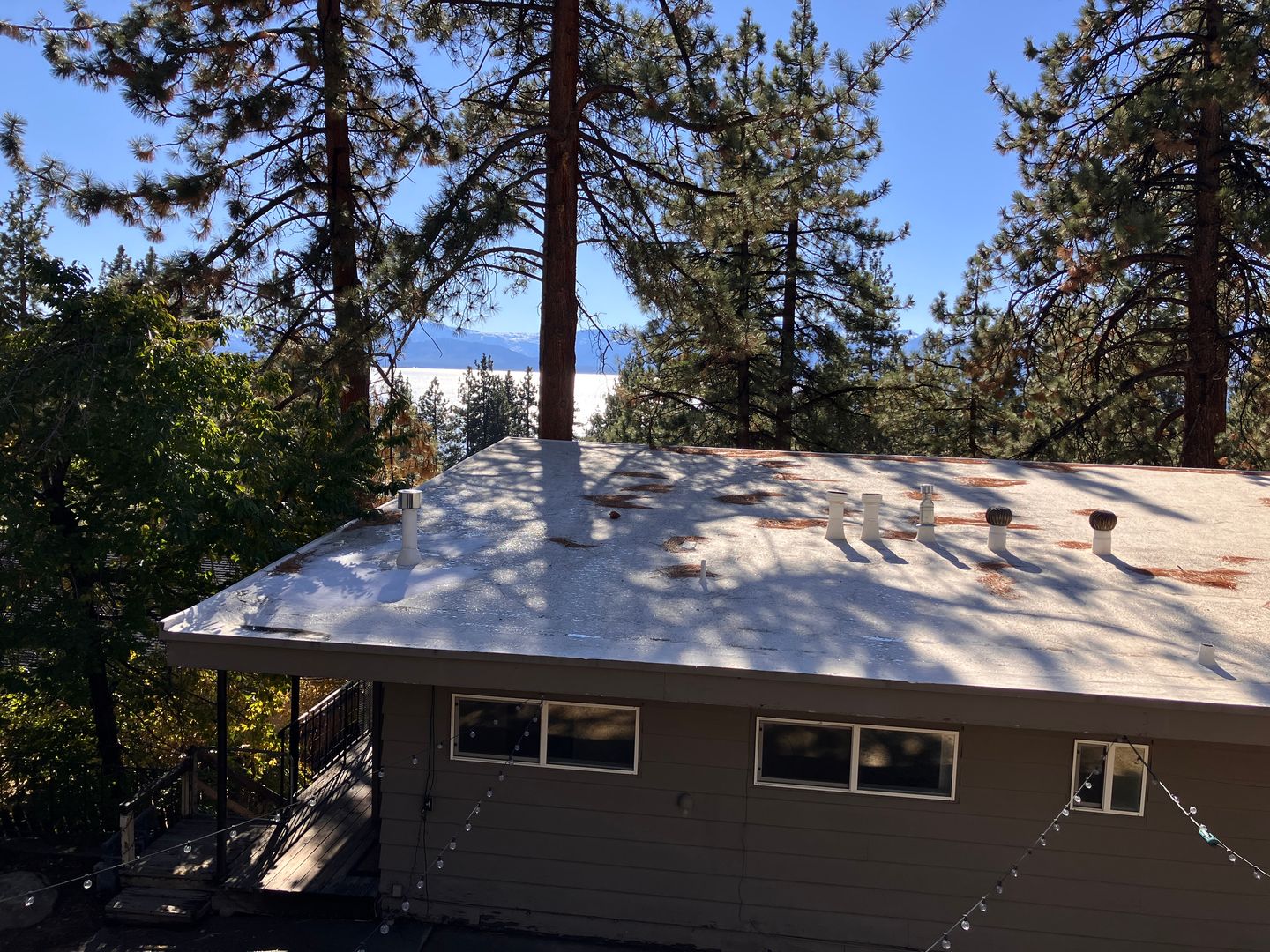 Zephyr Cove Apartment: 636 Lakeview Ave