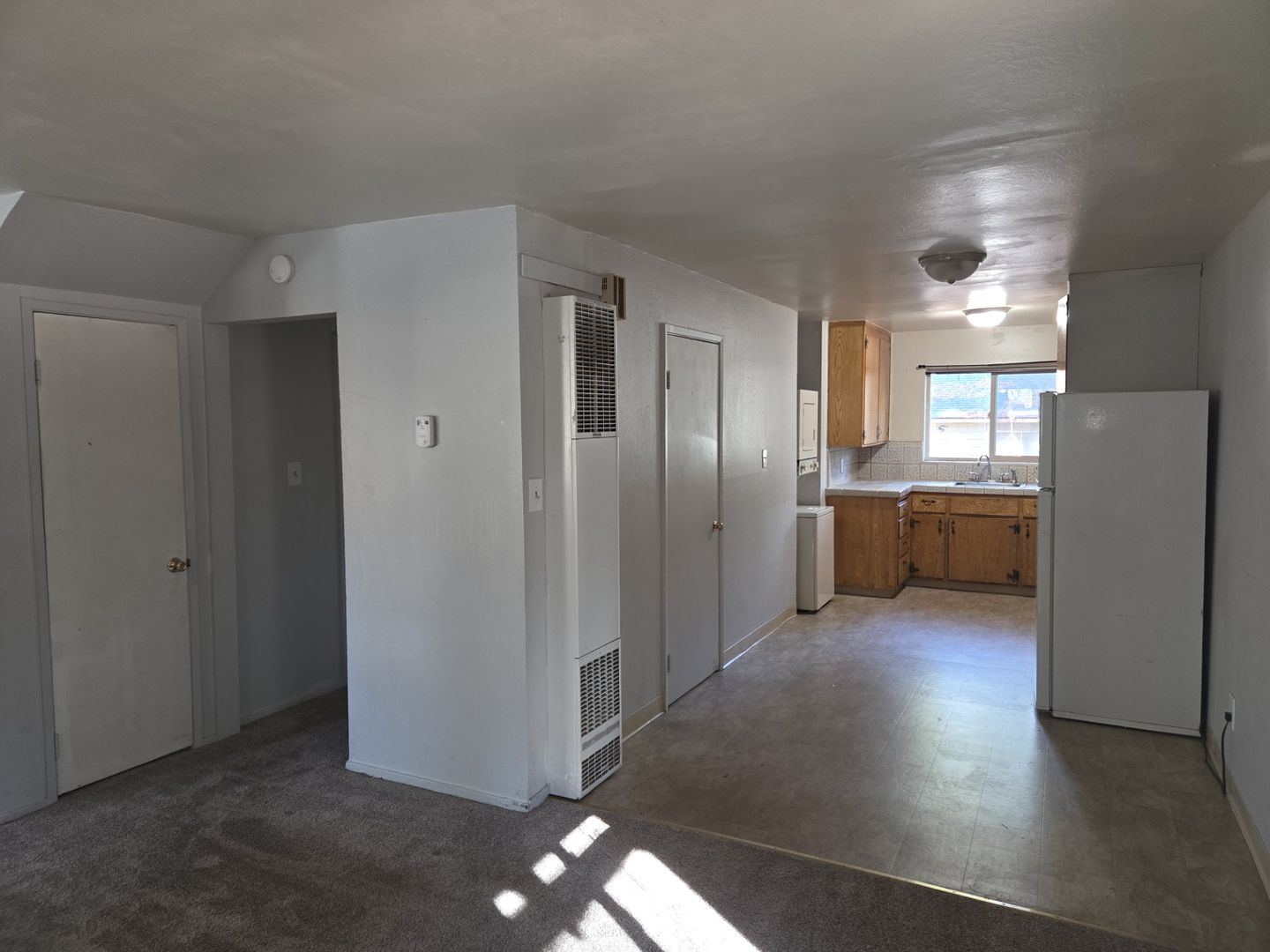South Lake Tahoe Apartment: 2537 Rose Ave