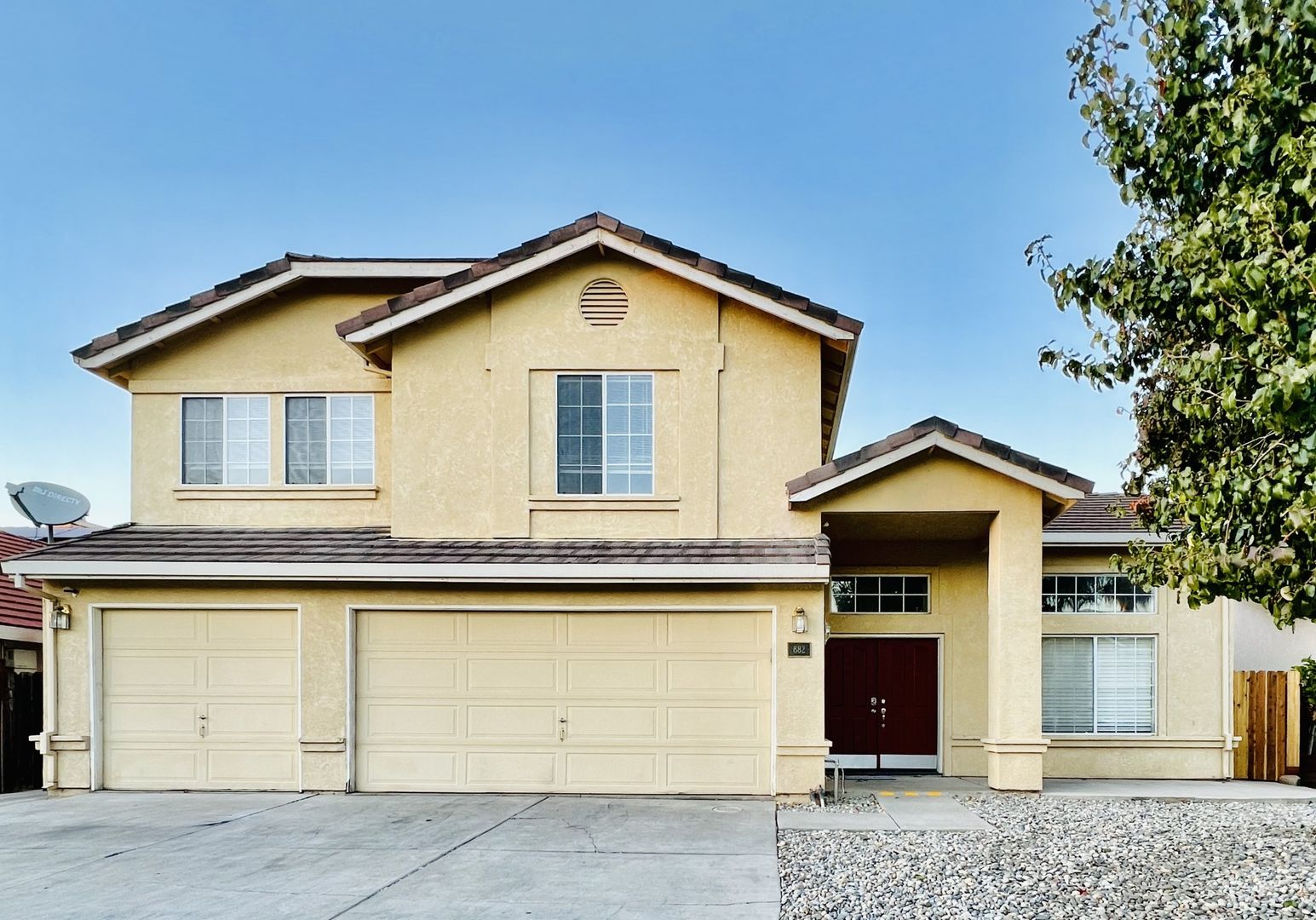 Los Banos House: 882 Neal Ct