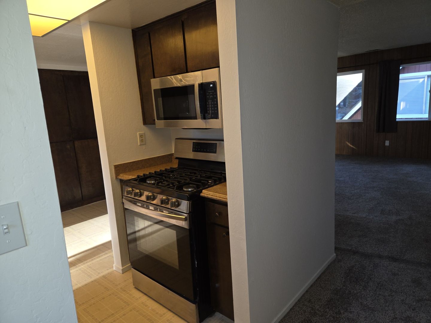 South Lake Tahoe House: 1256 Sierra Blvd