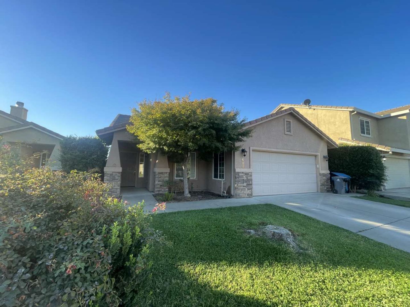 Yuba City House: 614 Mosburg Loop