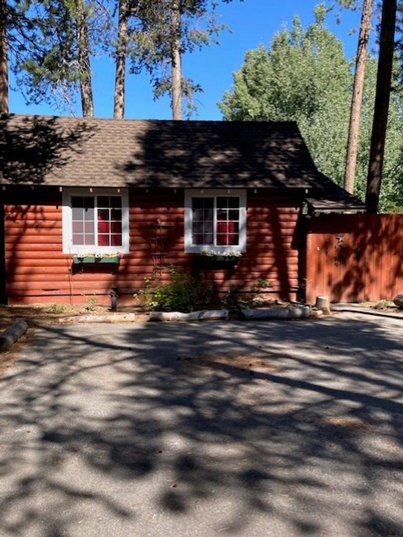 South Lake Tahoe House: 3729 Alder Ave
