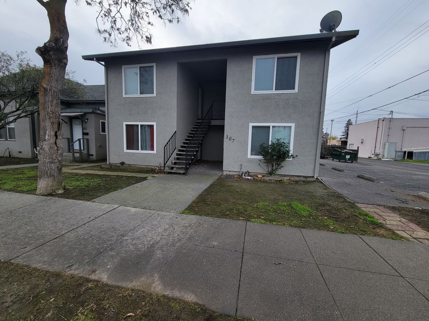 Orland Apartment: 307 Colusa Street - D