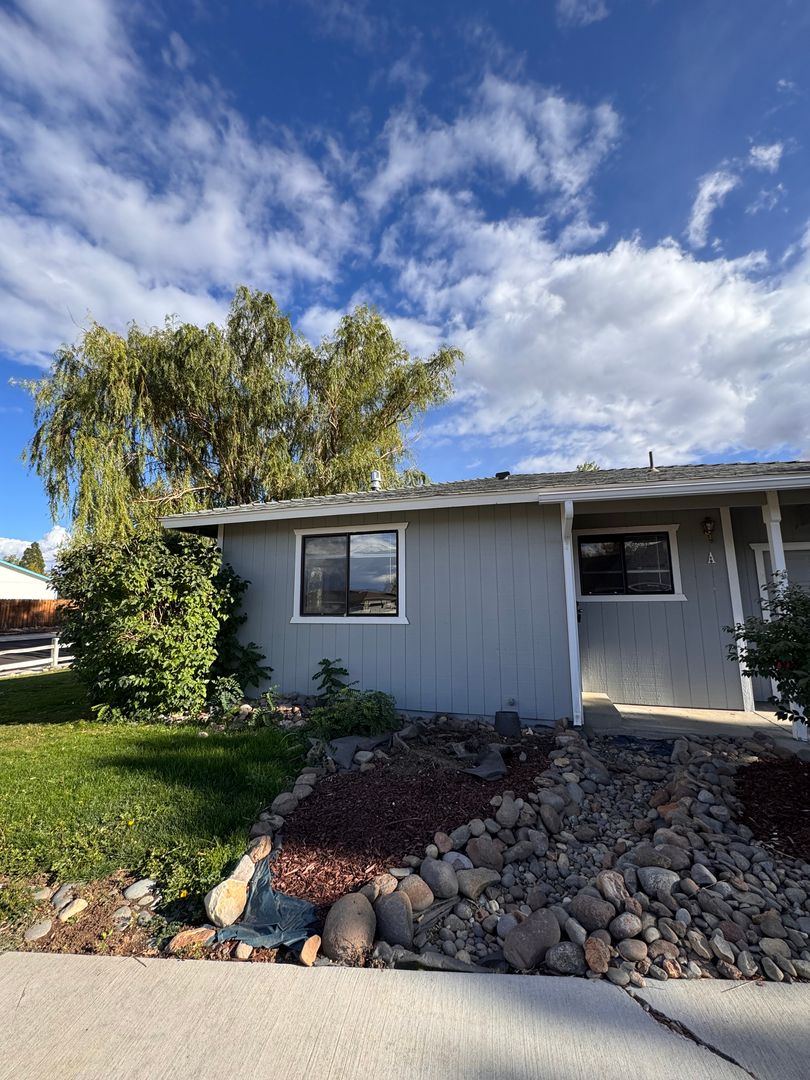 Gardnerville Multiplex: 1371 Kimmerling Rd