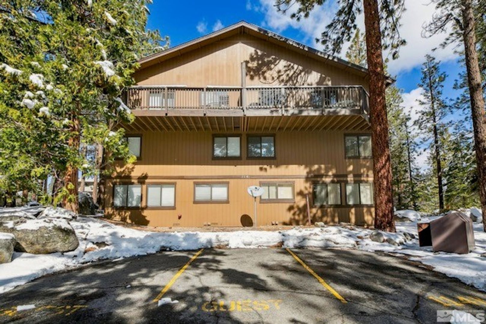 Stateline House: 114 Angora Ct