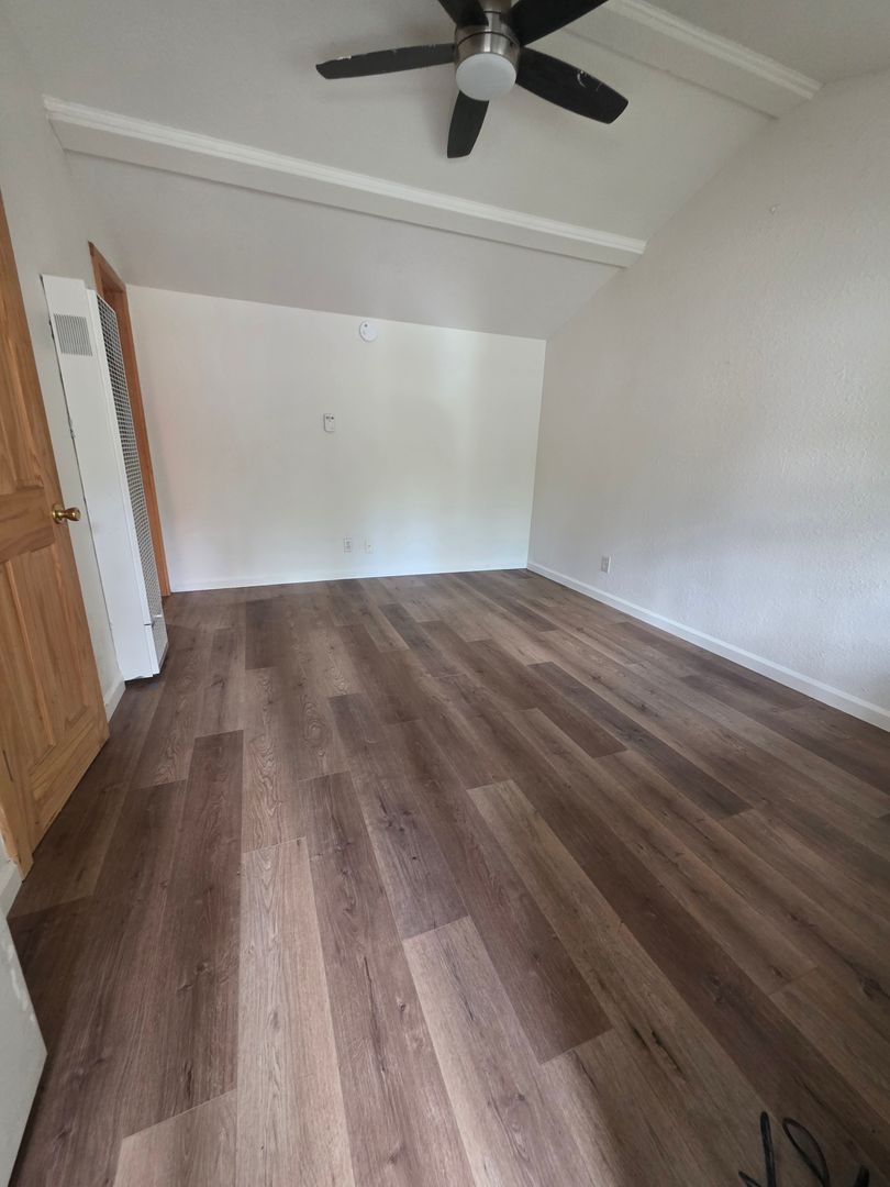 South Lake Tahoe Apartment: 532 Emerald Bay Rd