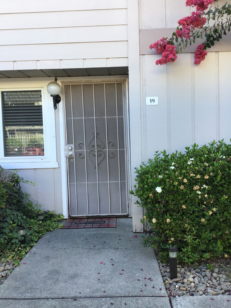 Carmichael Townhome: 7032 Fair Oaks Blvd. #2, #13 & #19