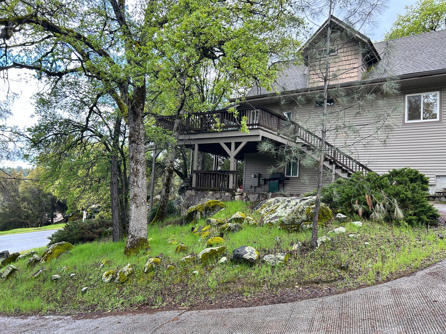 Penn Valley House: 13731 Sun Forest Dr.