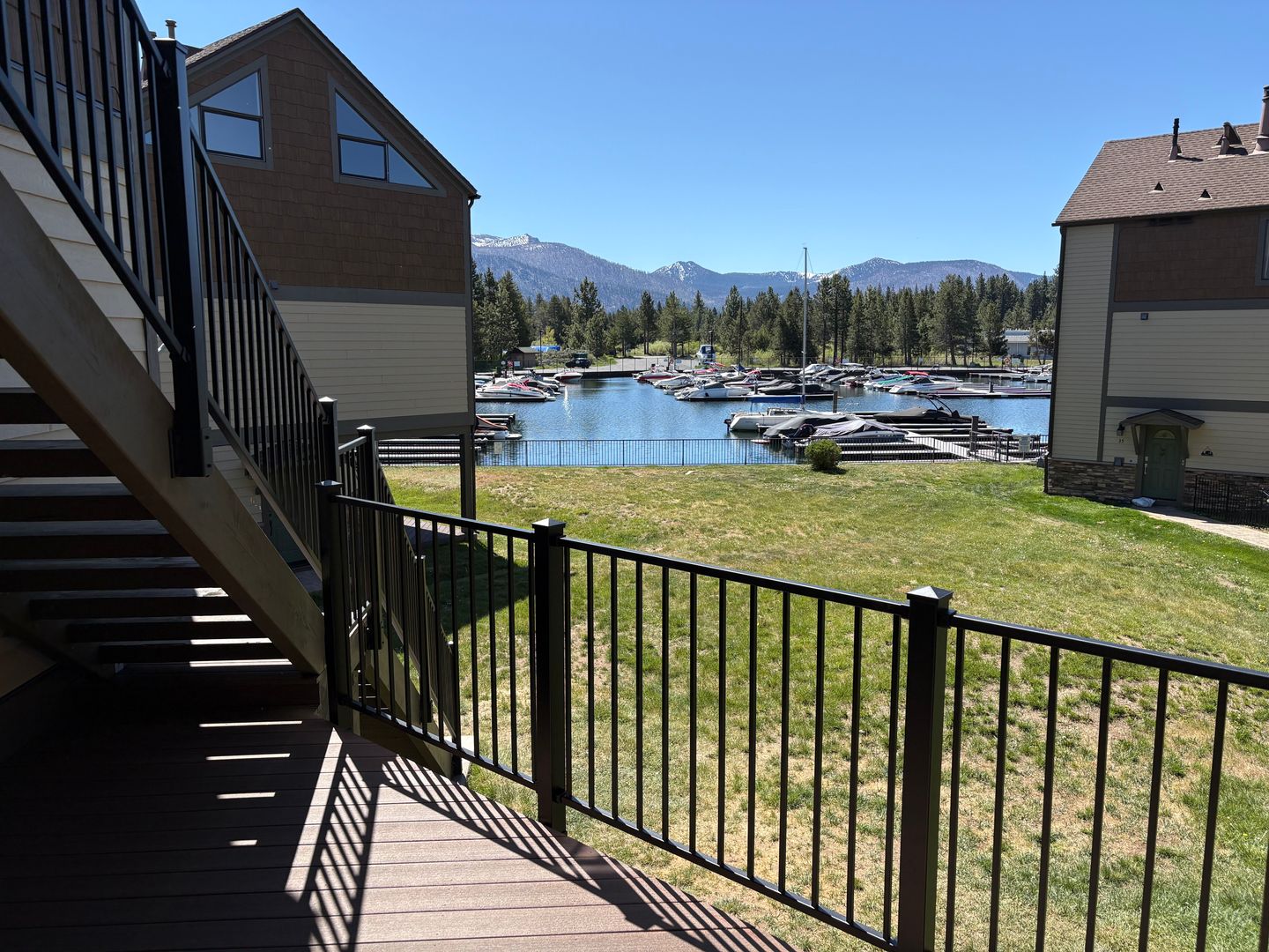 South Lake Tahoe House: 497 Tahoe Keys Blvd #38