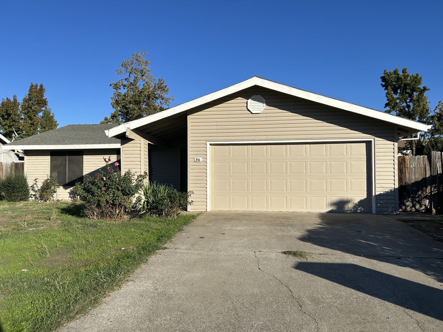 Sacramento House: 86 Audia Circle