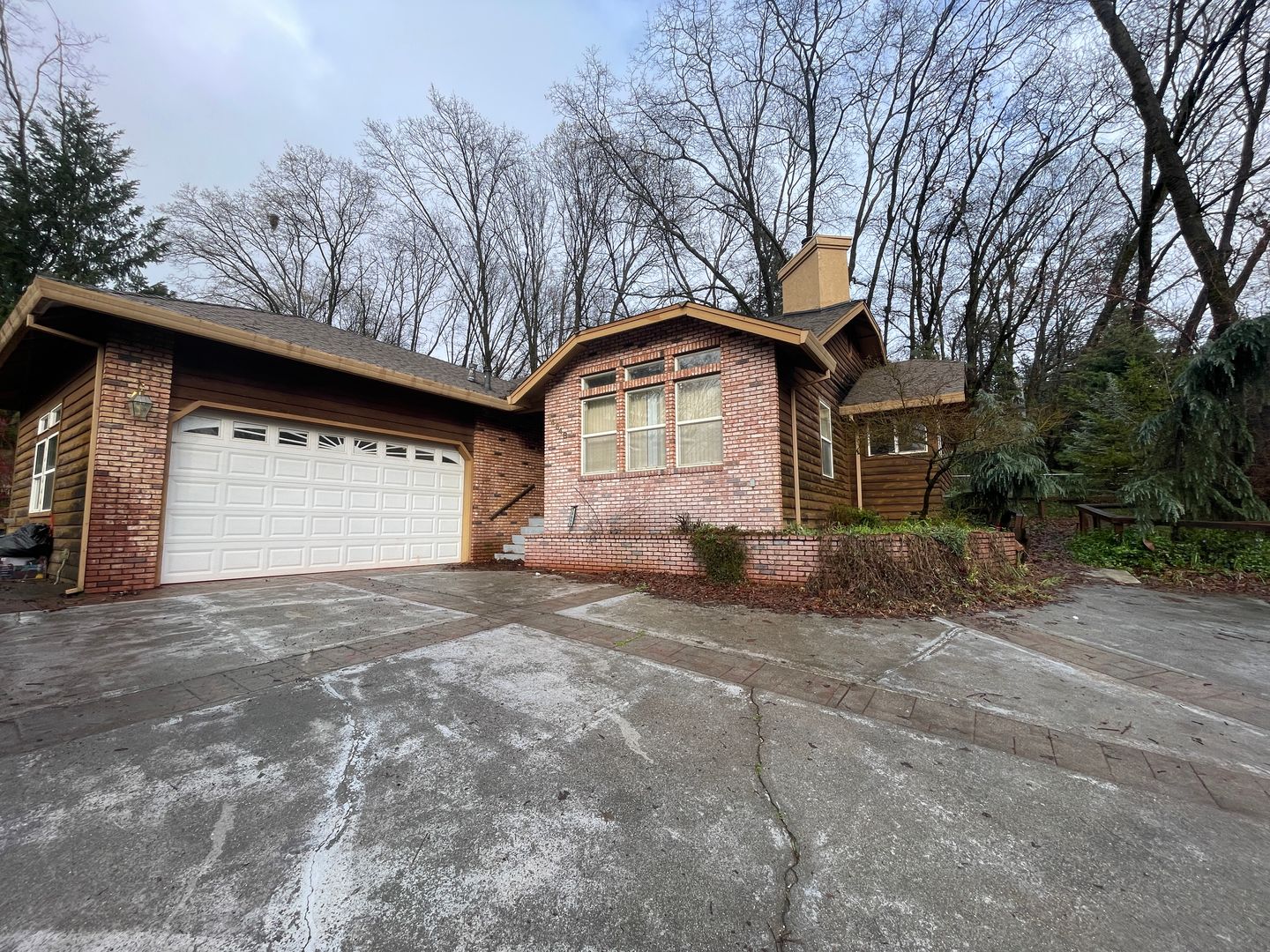 Magalia House: 14648 Lafayette Cir