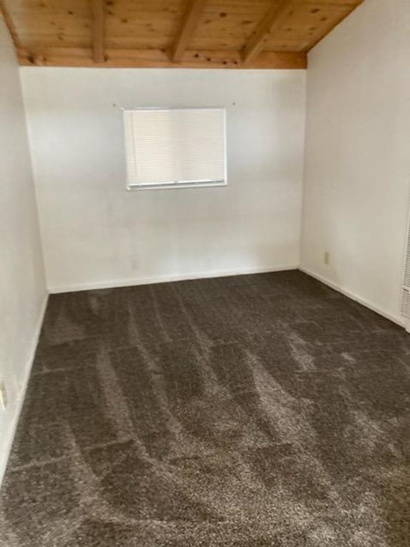 South Lake Tahoe Apartment: 532 Emerald Bay Rd