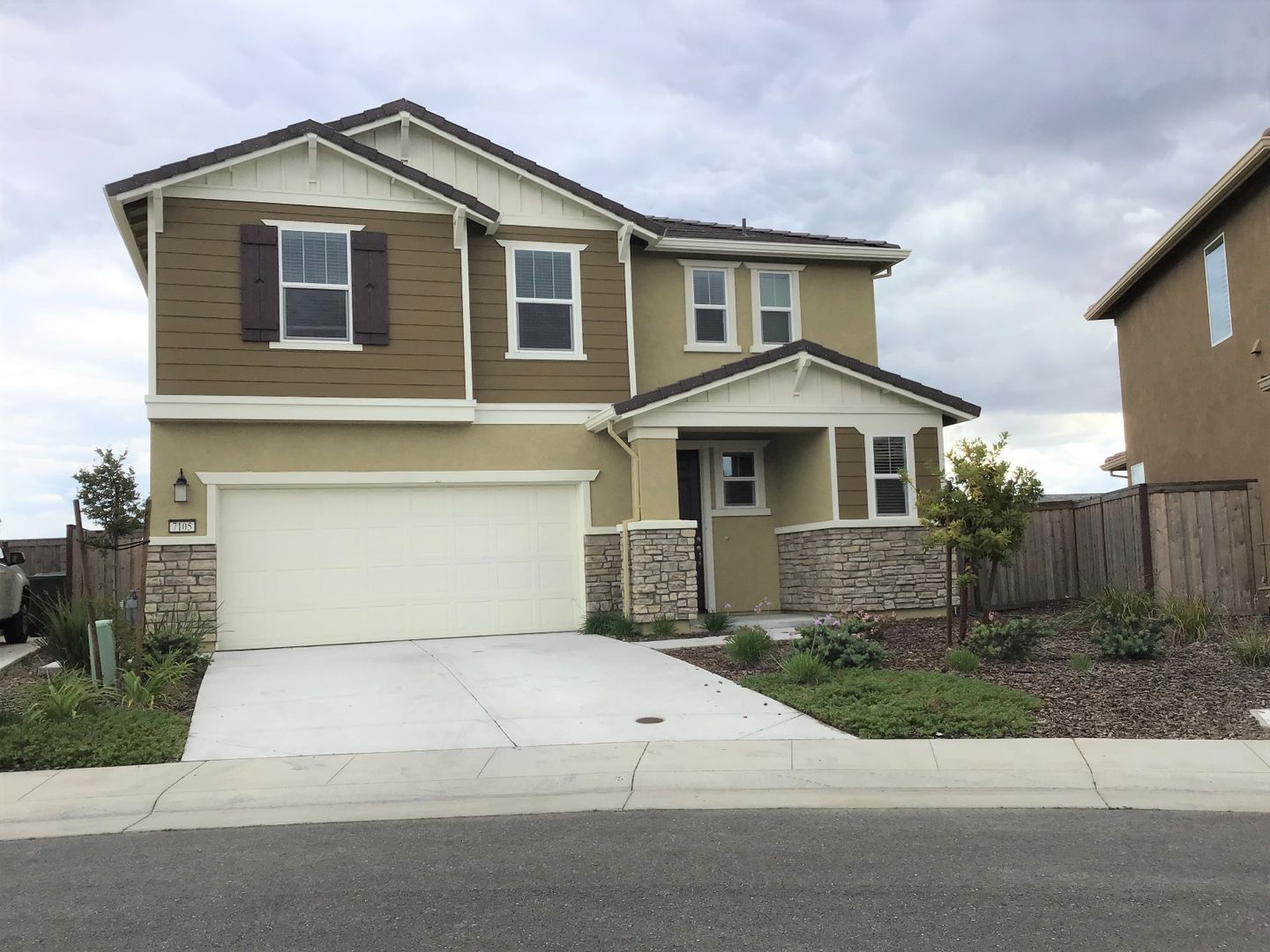 Roseville House: 7105 Encore Way