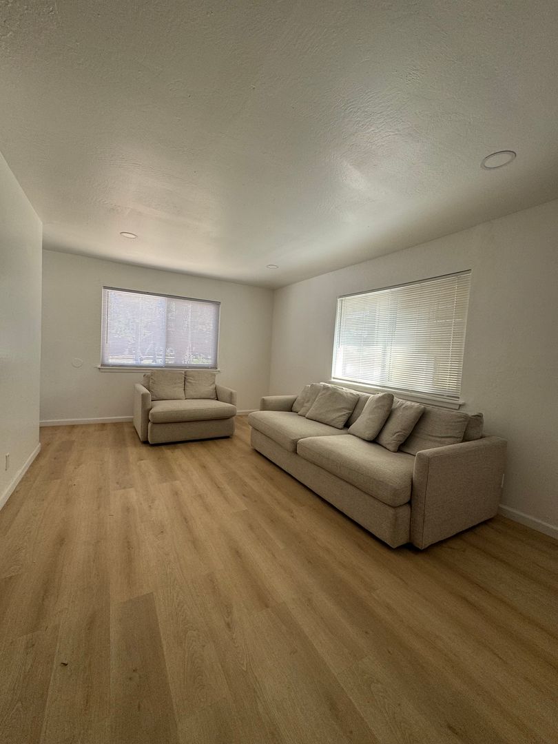 South Lake Tahoe Apartment: 1060 Echo Rd