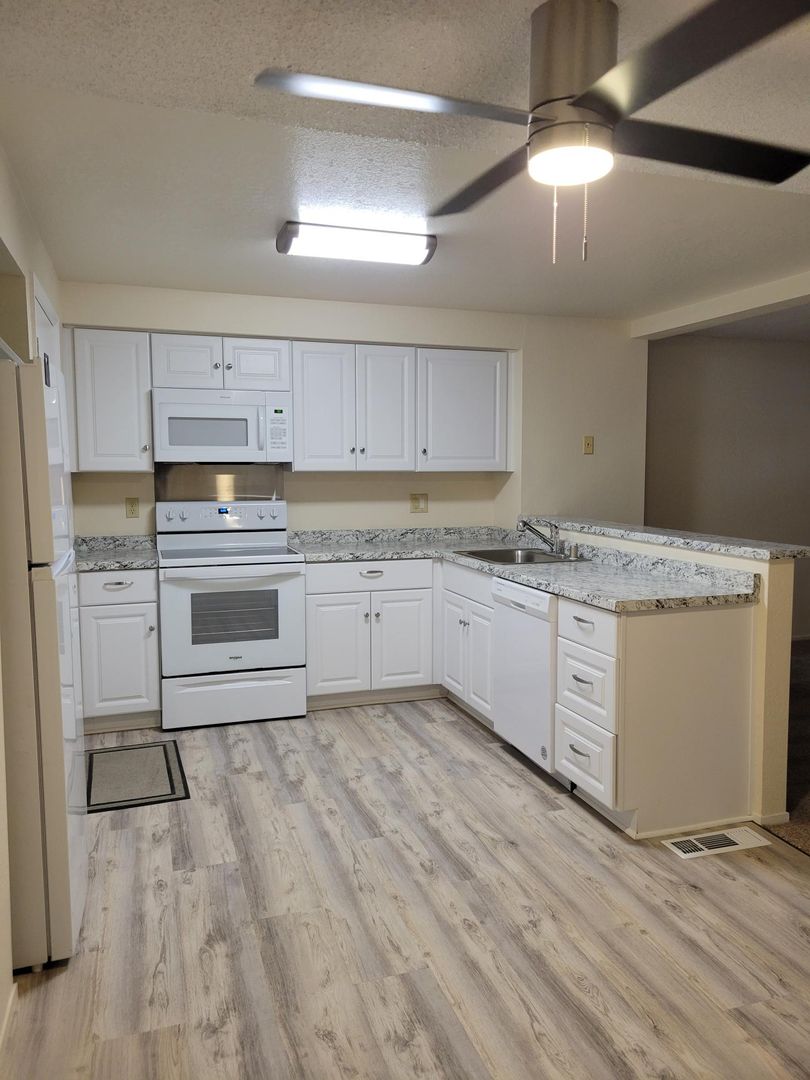 Carson City Townhome: 279 Allouette Way #3