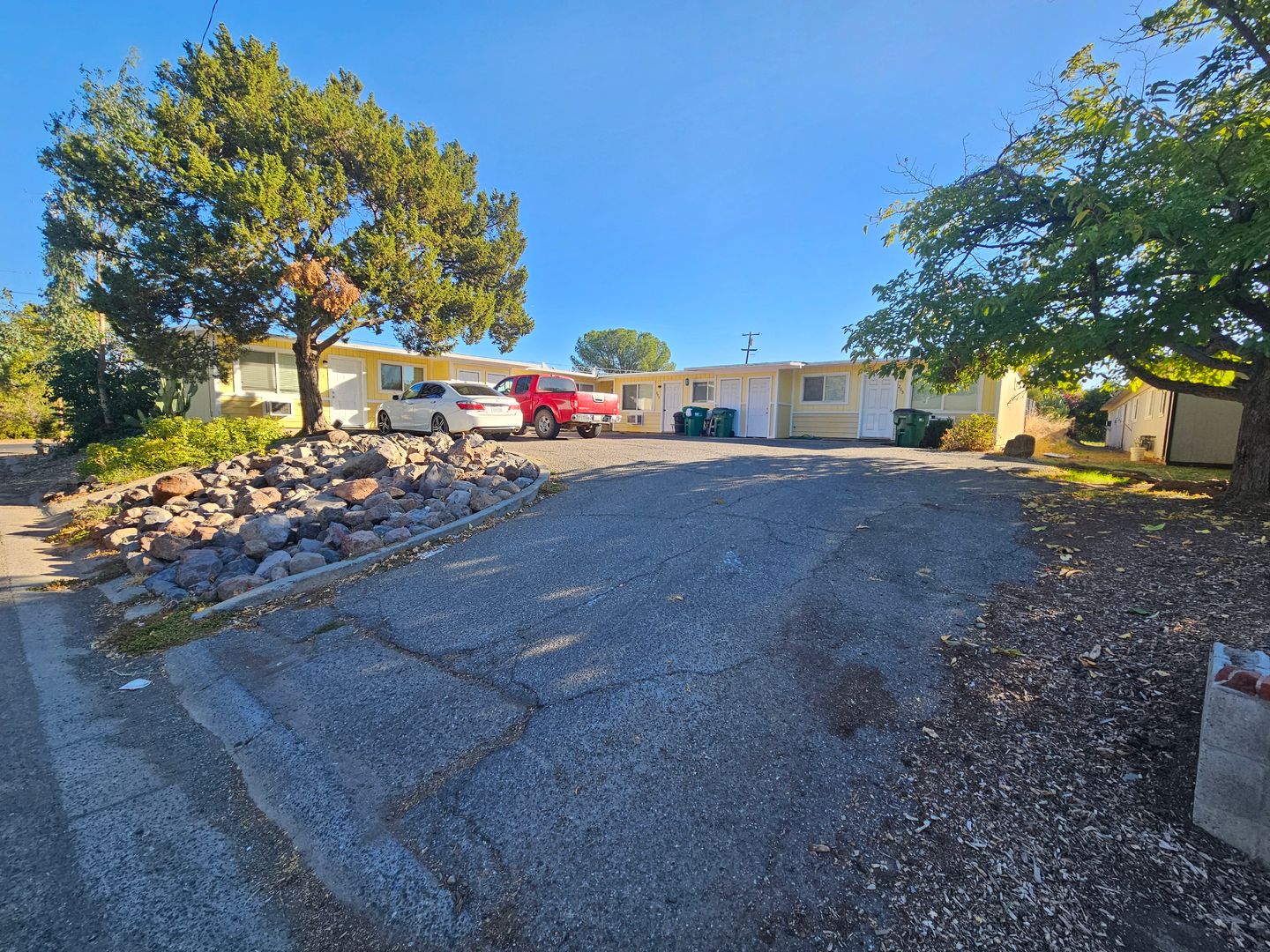 Corning Apartment: 299 Mclane Cir