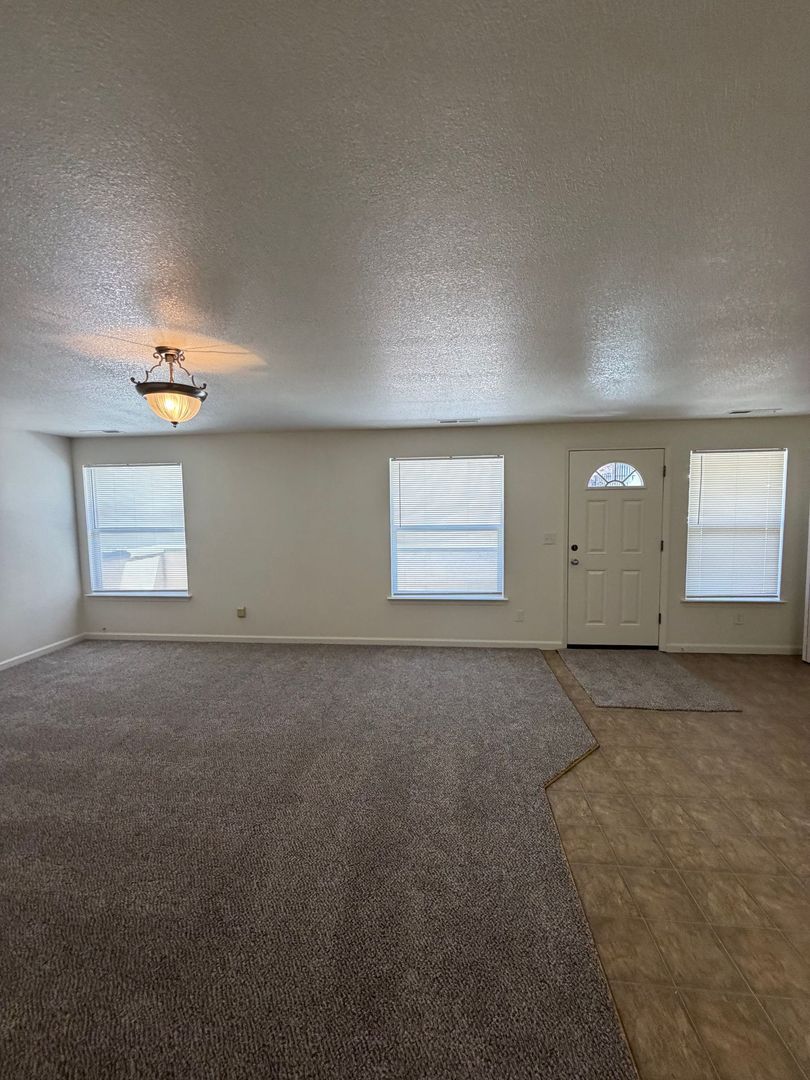 Gardnerville Apartment: 1454 Hussman Ave
